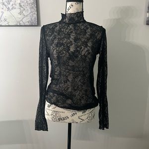 Anthropologie sheer lace top size medium